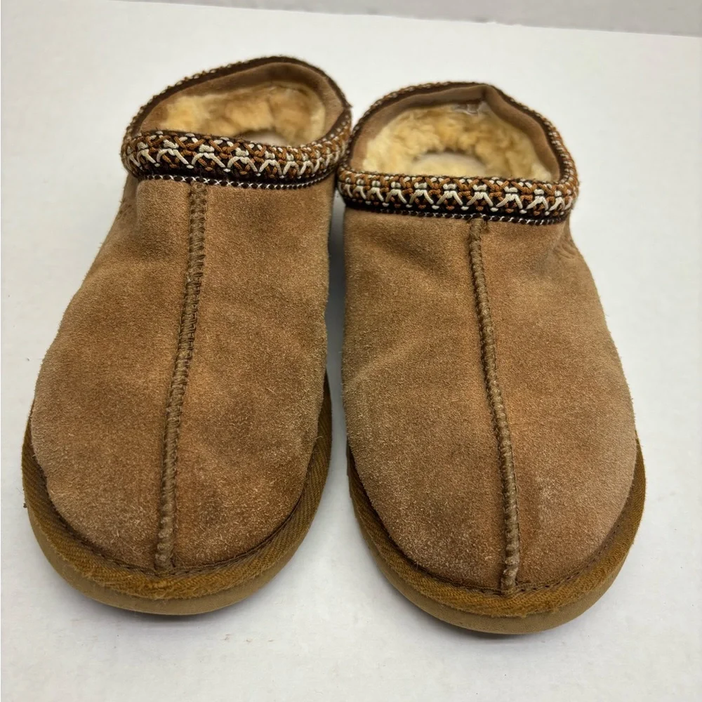 Ugg Cozy Suede Shearling Lined Slip-On Slippers - Tan SZ 3 for little girl